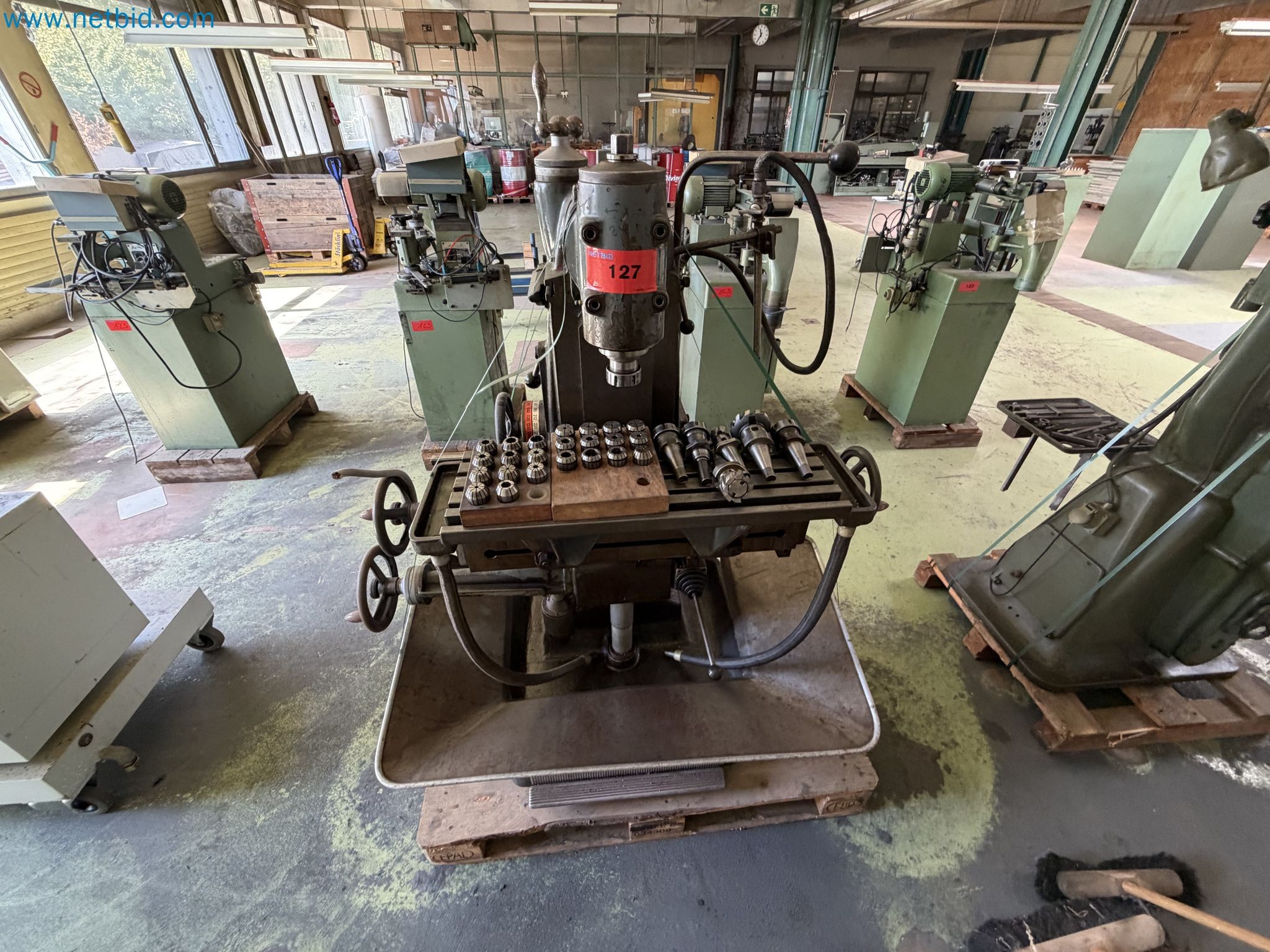 Universal-Fräsmaschine Schaublin 13